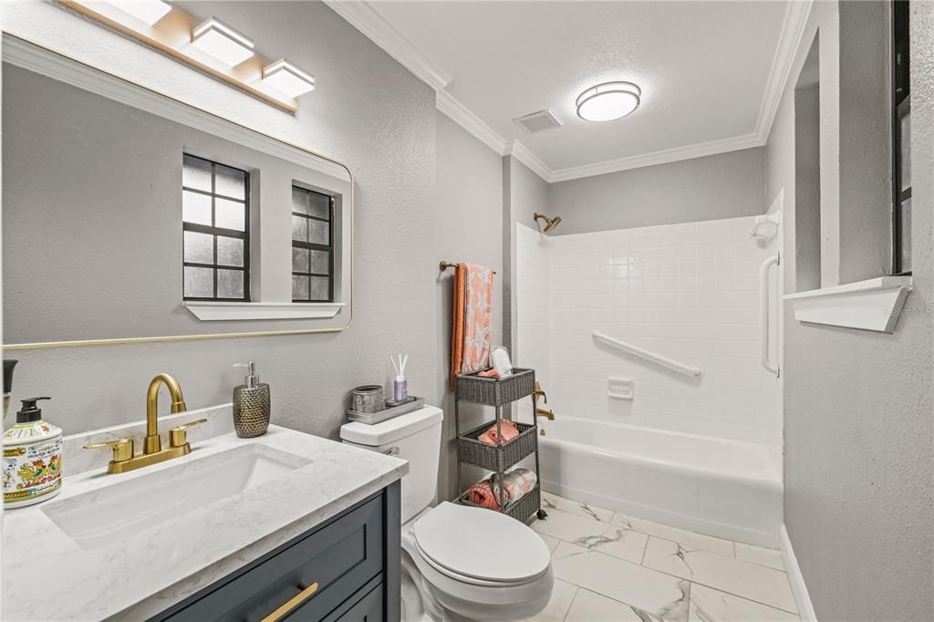En Venta: $224,900 (3 camas, 2 baños, 1066 Pies cuadrados)