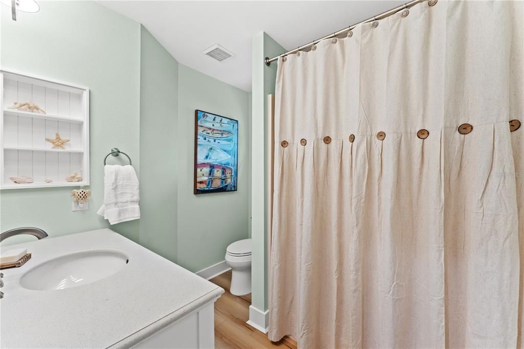 For Sale: $949,000 (2 beds, 2 baths, 1466 Square Feet)
