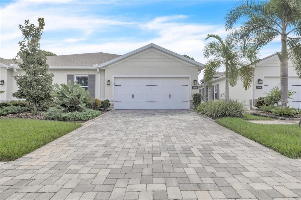 For Sale: $265,000 (3 beds, 2 baths, 1496 Square Feet)