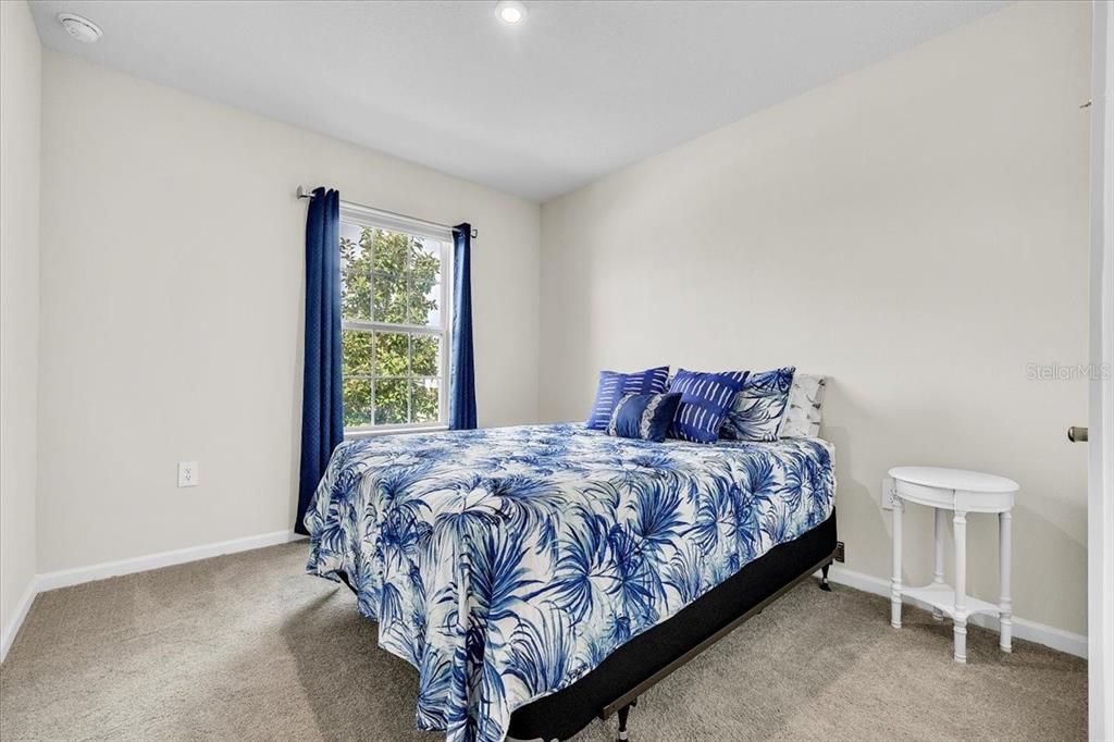 For Sale: $265,000 (3 beds, 2 baths, 1496 Square Feet)