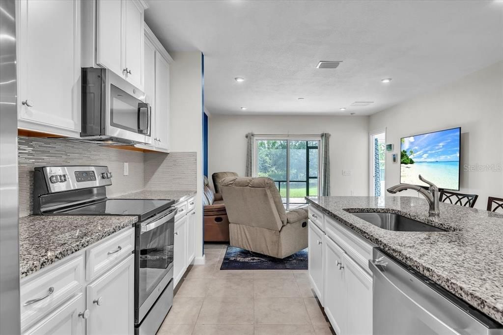For Sale: $265,000 (3 beds, 2 baths, 1496 Square Feet)