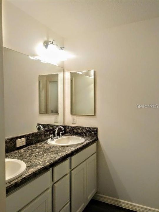 В аренду: $2,325 (3 спален, 2 ванн, 1636 Квадратных фут)