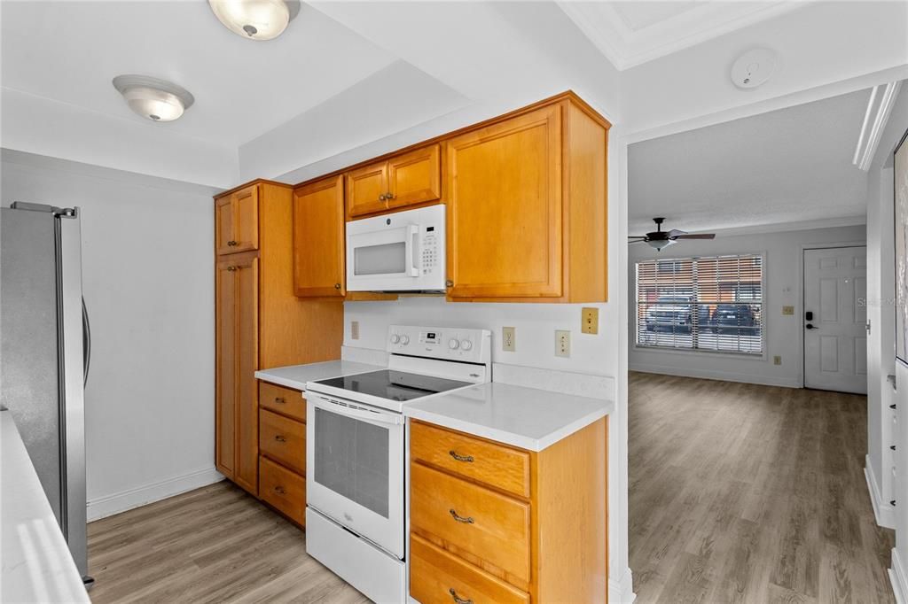En Venta: $169,000 (2 camas, 2 baños, 1031 Pies cuadrados)