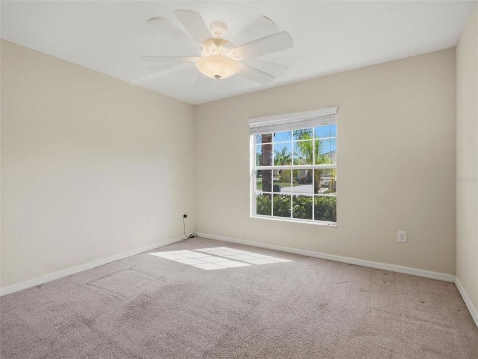 For Sale: $285,000 (3 beds, 2 baths, 1676 Square Feet)