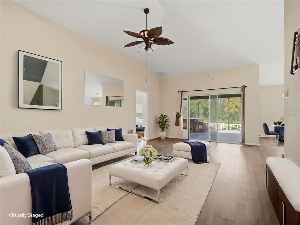 For Sale: $285,000 (3 beds, 2 baths, 1676 Square Feet)