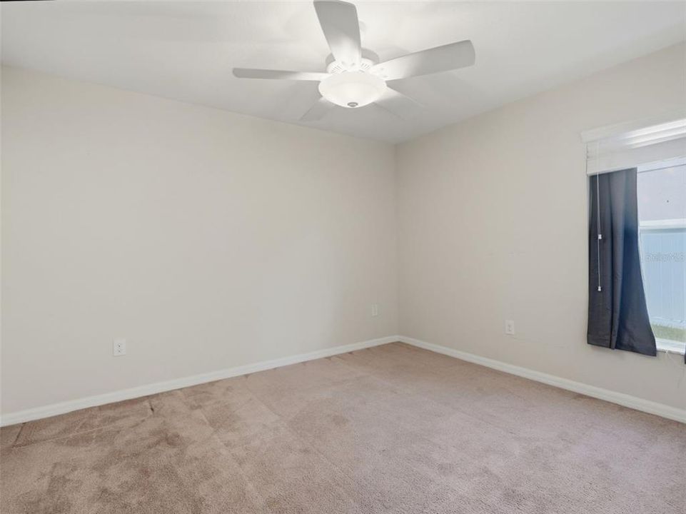 For Sale: $285,000 (3 beds, 2 baths, 1676 Square Feet)
