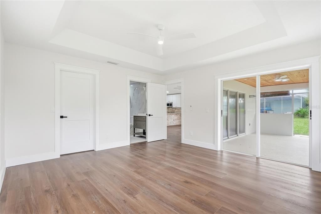 For Sale: $759,900 (5 beds, 3 baths, 3401 Square Feet)