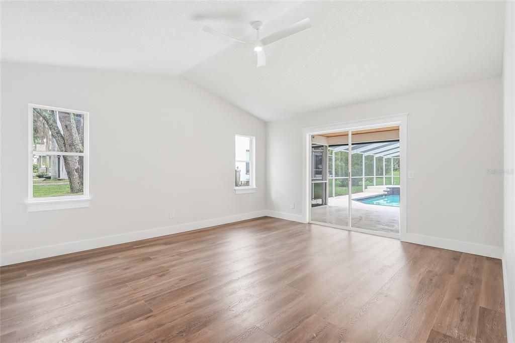 For Sale: $759,900 (5 beds, 3 baths, 3401 Square Feet)
