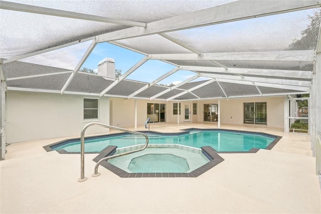 For Sale: $759,900 (5 beds, 3 baths, 3401 Square Feet)