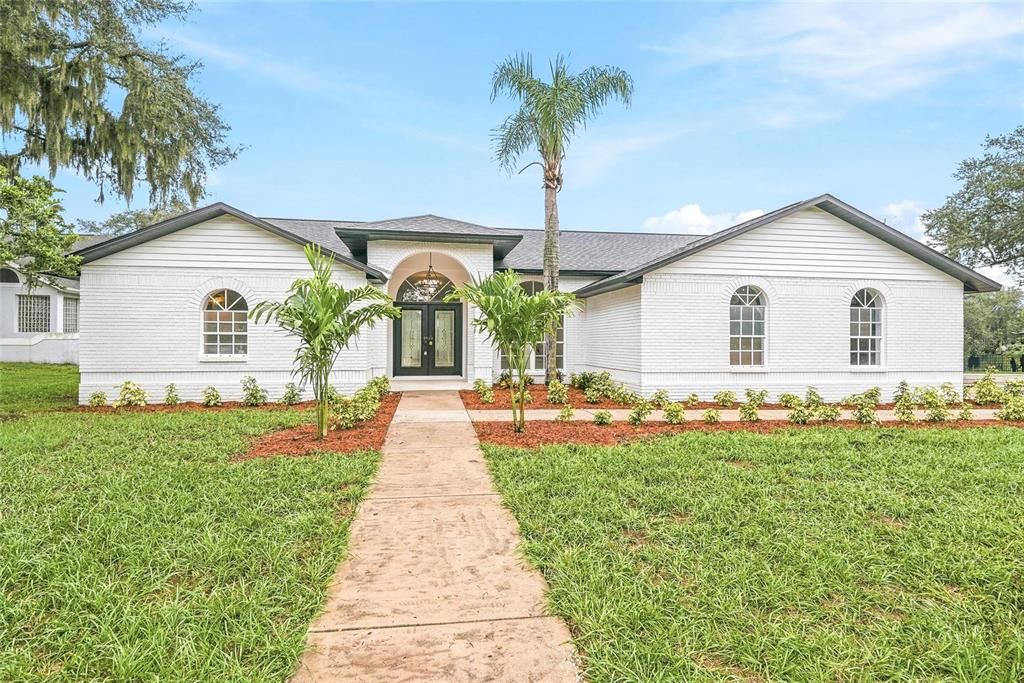 For Sale: $759,900 (5 beds, 3 baths, 3401 Square Feet)