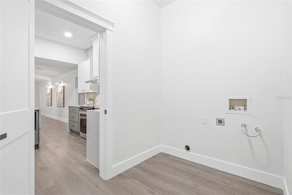 For Sale: $759,900 (5 beds, 3 baths, 3401 Square Feet)