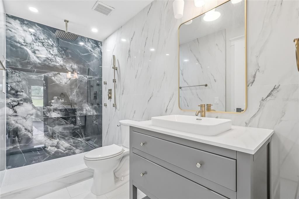 For Sale: $759,900 (5 beds, 3 baths, 3401 Square Feet)