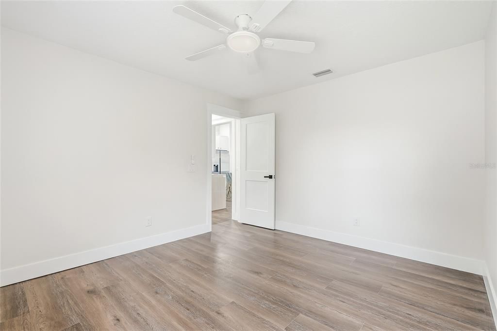 For Sale: $759,900 (5 beds, 3 baths, 3401 Square Feet)