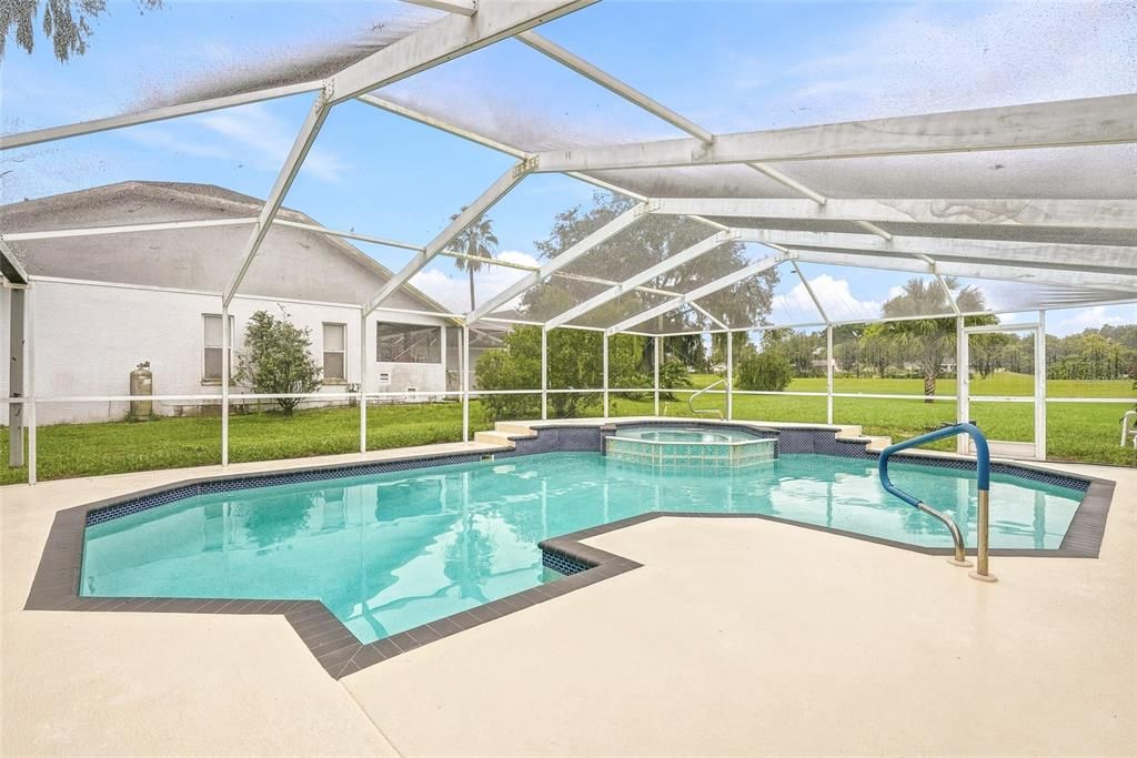 For Sale: $759,900 (5 beds, 3 baths, 3401 Square Feet)