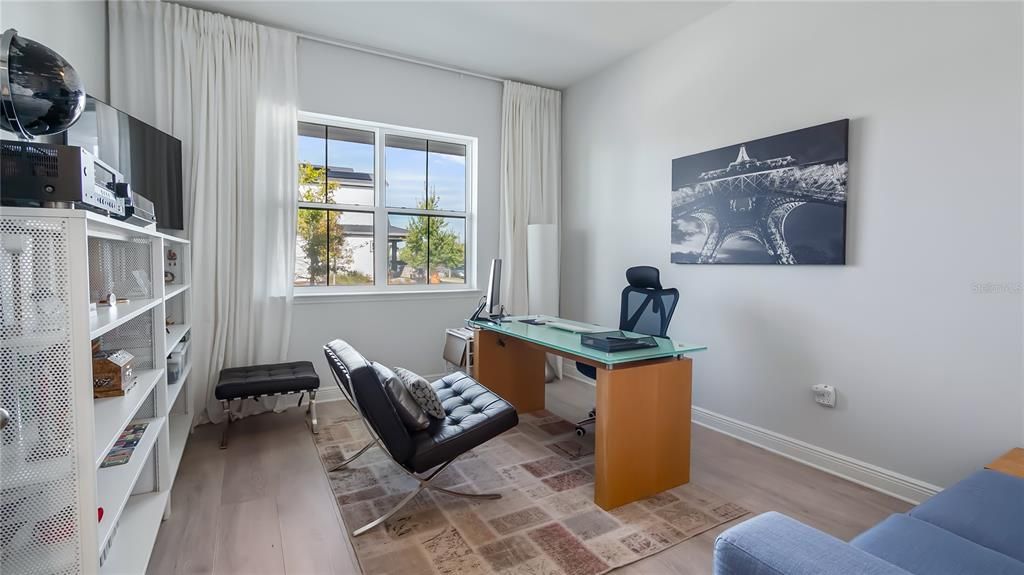 For Sale: $671,000 (4 beds, 2 baths, 2906 Square Feet)