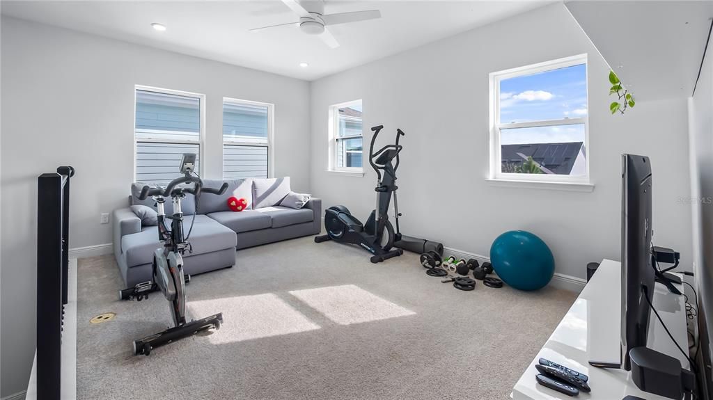 For Sale: $671,000 (4 beds, 2 baths, 2906 Square Feet)