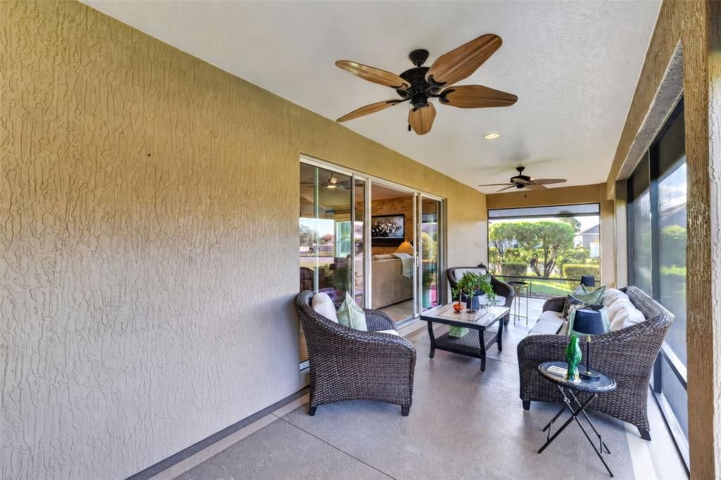 En Venta: $575,000 (3 camas, 2 baños, 2035 Pies cuadrados)