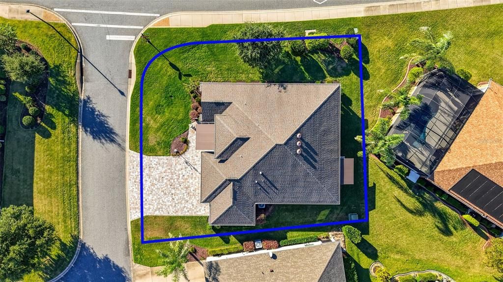 En Venta: $575,000 (3 camas, 2 baños, 2035 Pies cuadrados)