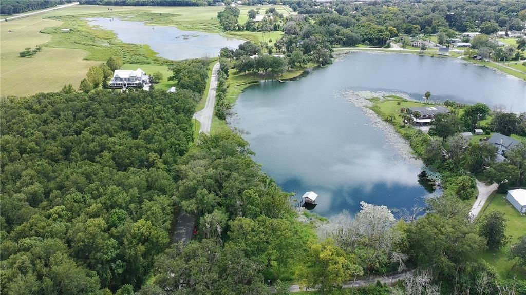 На продажу: $259,900 (2.76 acres)
