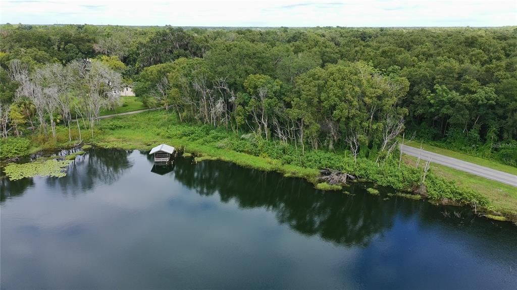 На продажу: $259,900 (2.76 acres)