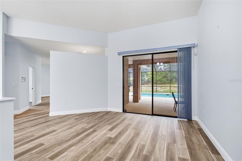 En Venta: $399,000 (3 camas, 2 baños, 1799 Pies cuadrados)