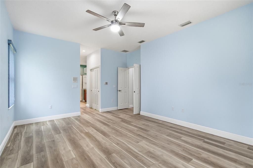 En Venta: $399,000 (3 camas, 2 baños, 1799 Pies cuadrados)