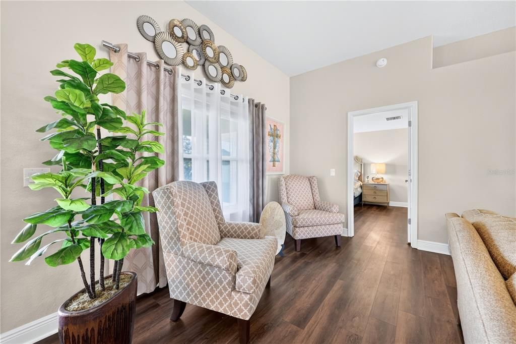 For Sale: $389,990 (4 beds, 3 baths, 2303 Square Feet)