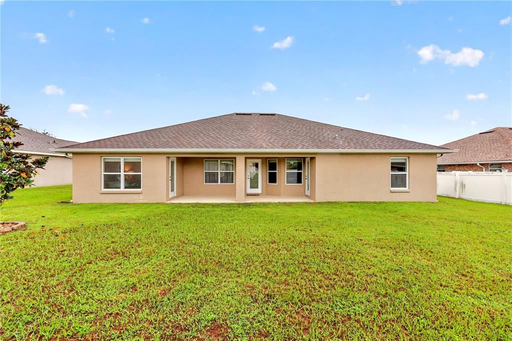 For Sale: $389,990 (4 beds, 3 baths, 2303 Square Feet)