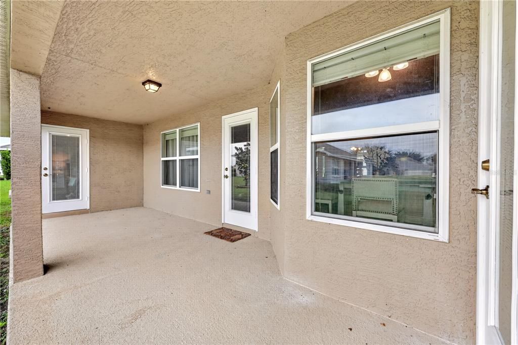 For Sale: $389,990 (4 beds, 3 baths, 2303 Square Feet)