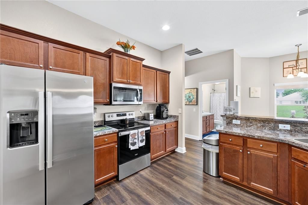 For Sale: $389,990 (4 beds, 3 baths, 2303 Square Feet)
