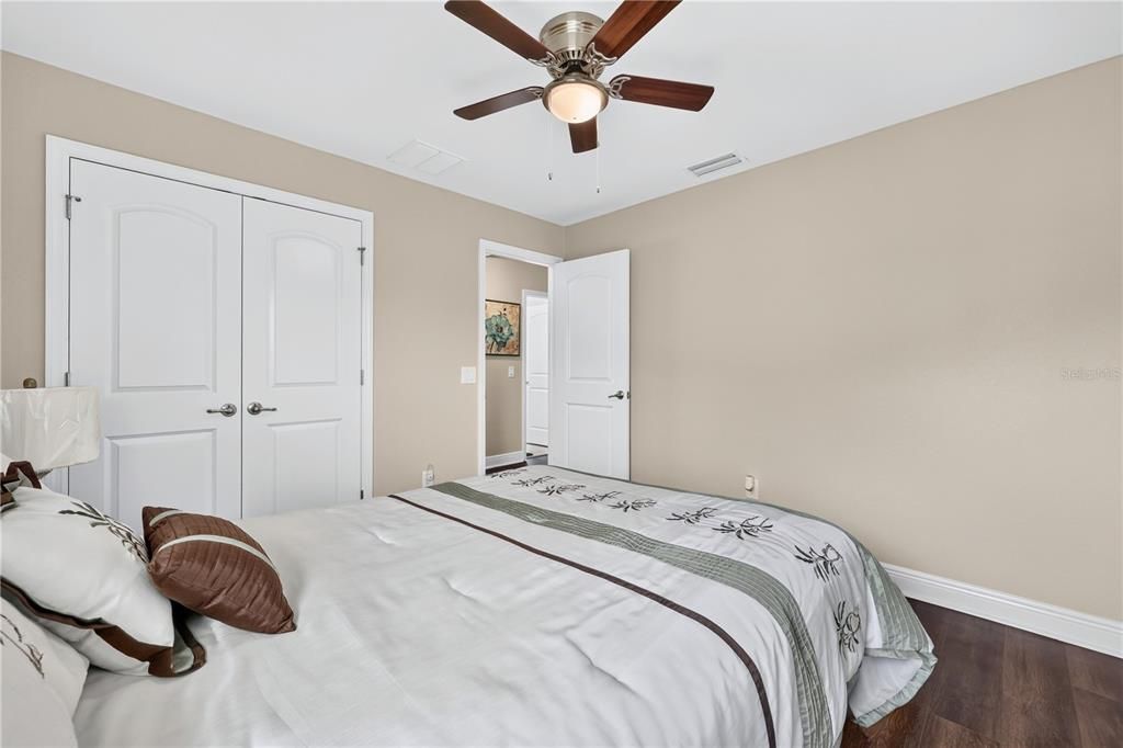 For Sale: $389,990 (4 beds, 3 baths, 2303 Square Feet)