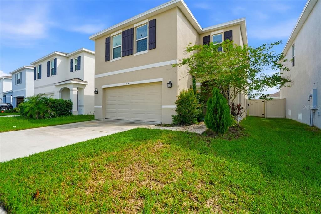 For Sale: $375,000 (4 beds, 2 baths, 2261 Square Feet)