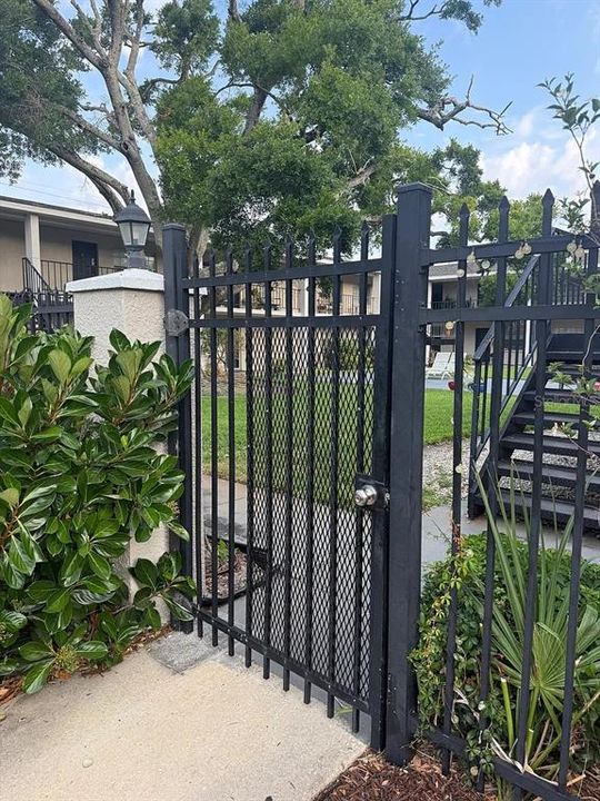 For Rent: $1,395 (1 beds, 1 baths, 540 Square Feet)