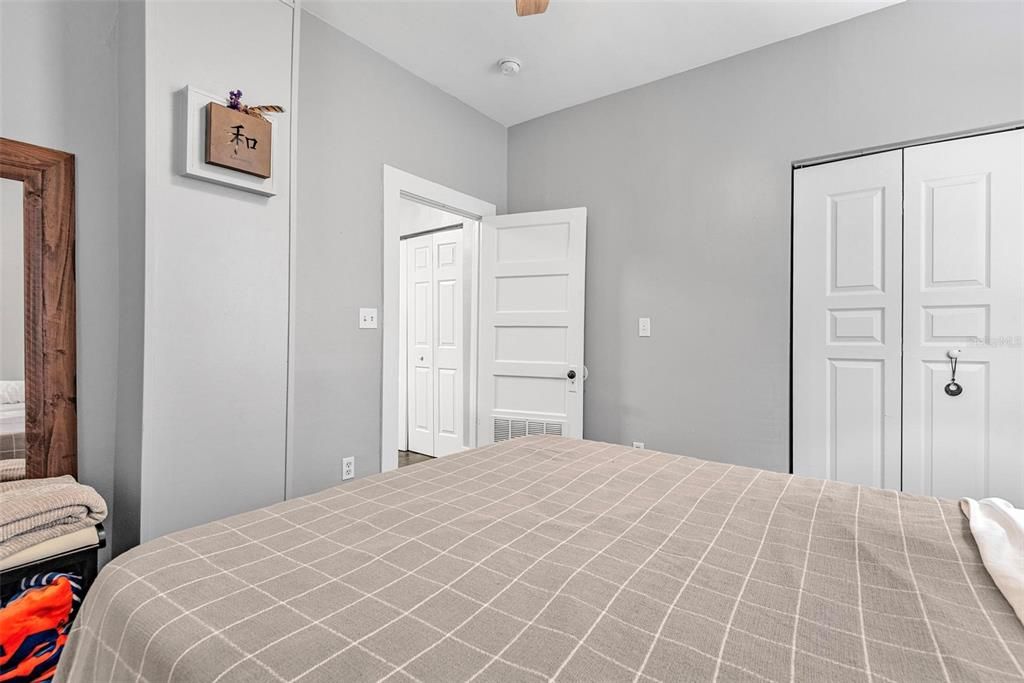 En Venta: $429,000 (2 camas, 1 baños, 734 Pies cuadrados)