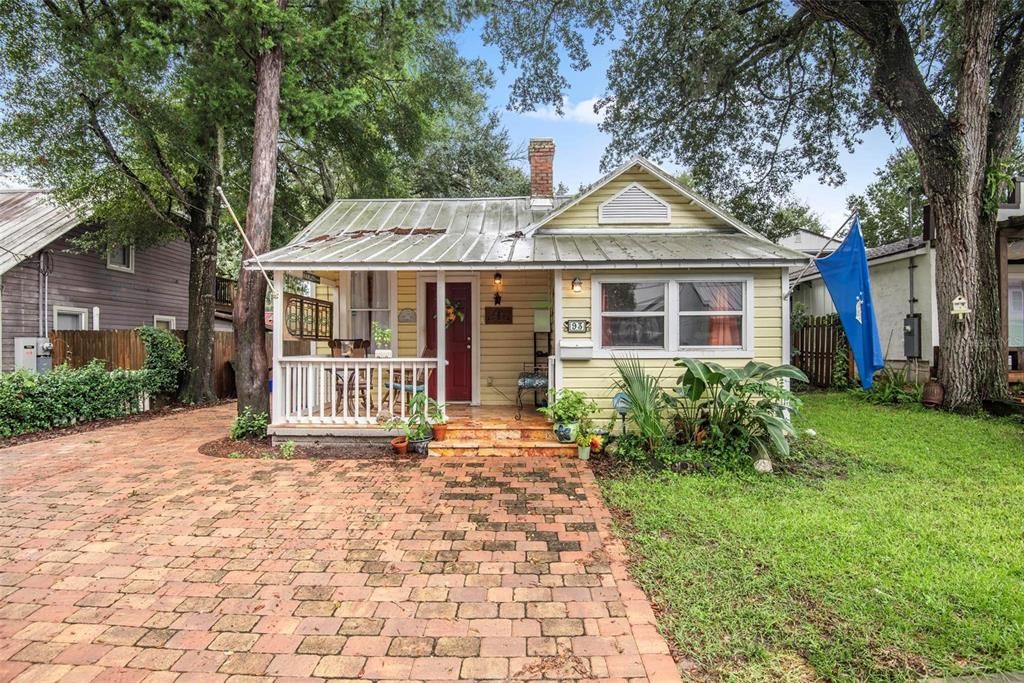 En Venta: $429,000 (2 camas, 1 baños, 734 Pies cuadrados)