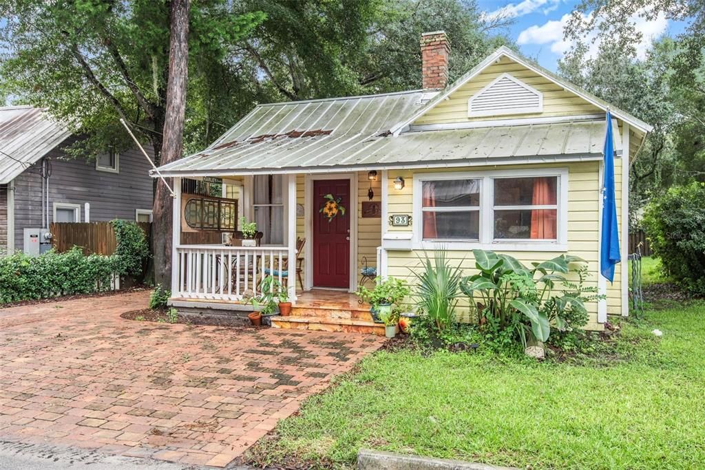 En Venta: $429,000 (2 camas, 1 baños, 734 Pies cuadrados)