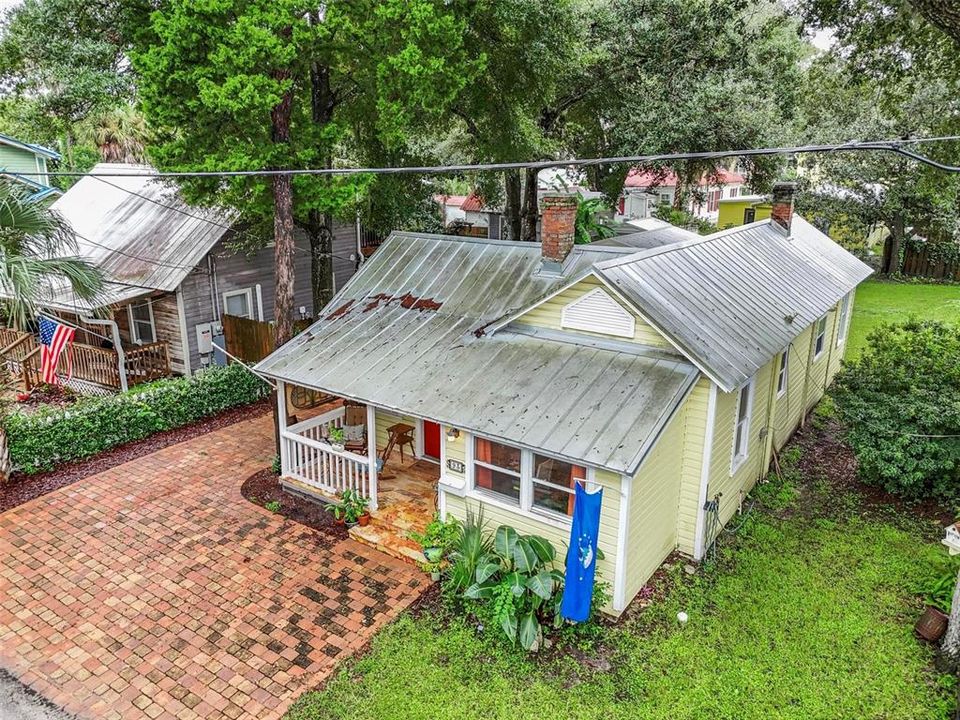 En Venta: $429,000 (2 camas, 1 baños, 734 Pies cuadrados)