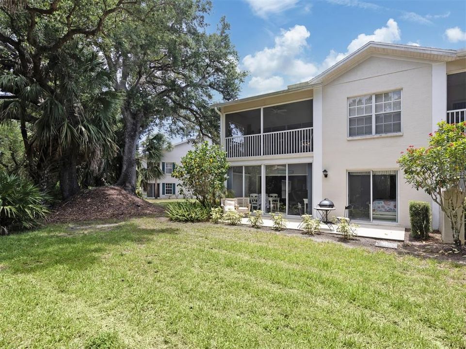 For Sale: $299,000 (2 beds, 2 baths, 1510 Square Feet)