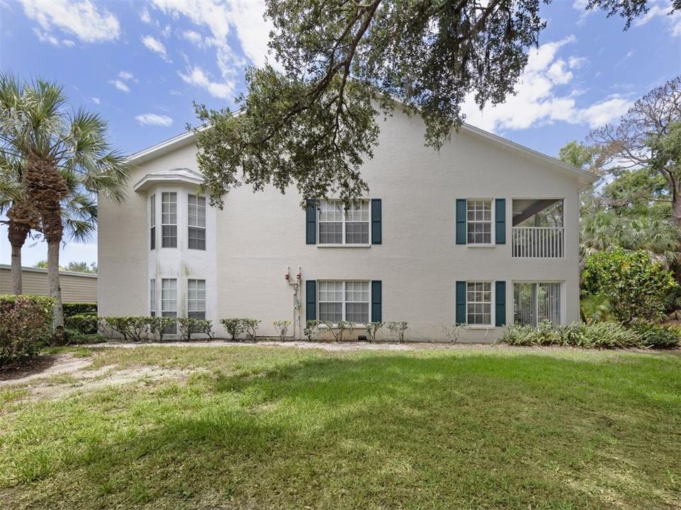 For Sale: $299,000 (2 beds, 2 baths, 1510 Square Feet)