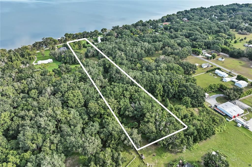 En Venta: $250,000 (4.39 acres)