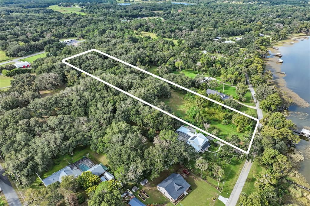 En Venta: $250,000 (4.39 acres)