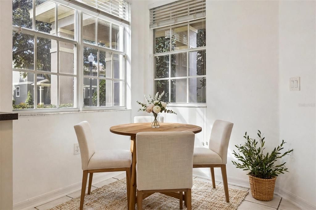 En Venta: $365,000 (2 camas, 2 baños, 1380 Pies cuadrados)