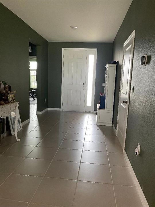 For Sale: $385,740 (4 beds, 3 baths, 2462 Square Feet)