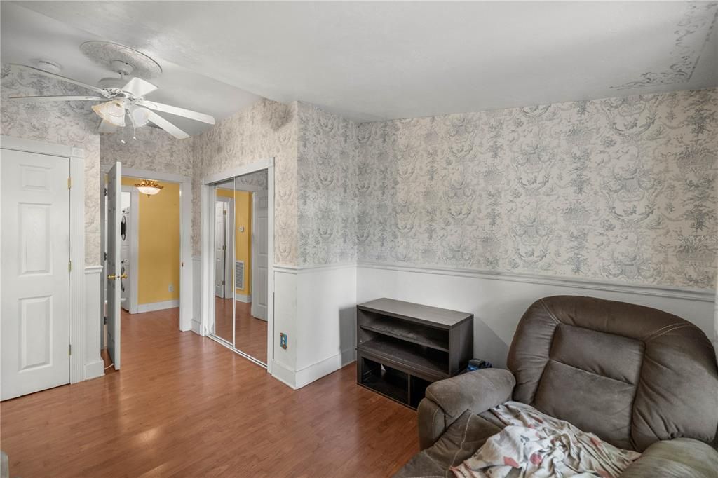 En Venta: $240,000 (3 camas, 2 baños, 1260 Pies cuadrados)