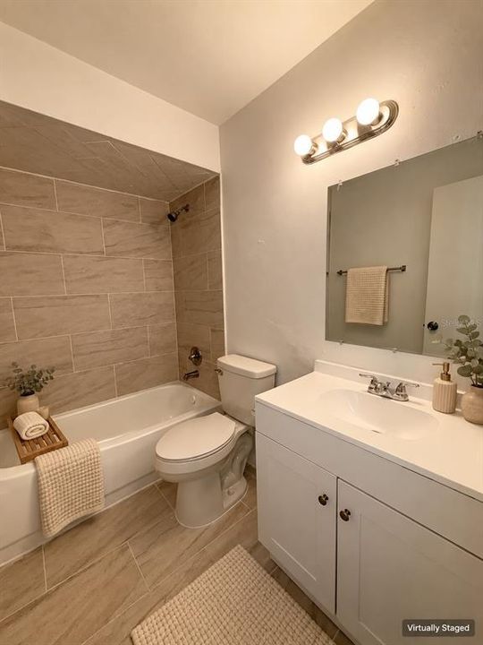 В аренду: $1,200 (2 спален, 2 ванн, 934 Квадратных фут)