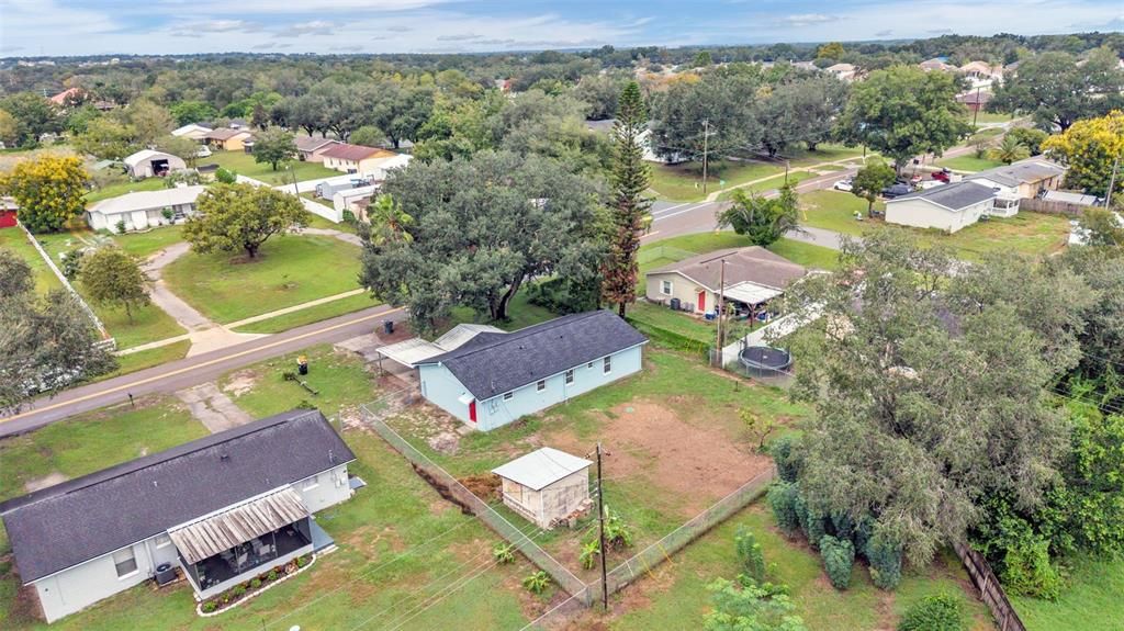 For Sale: $265,000 (3 beds, 1 baths, 1011 Square Feet)