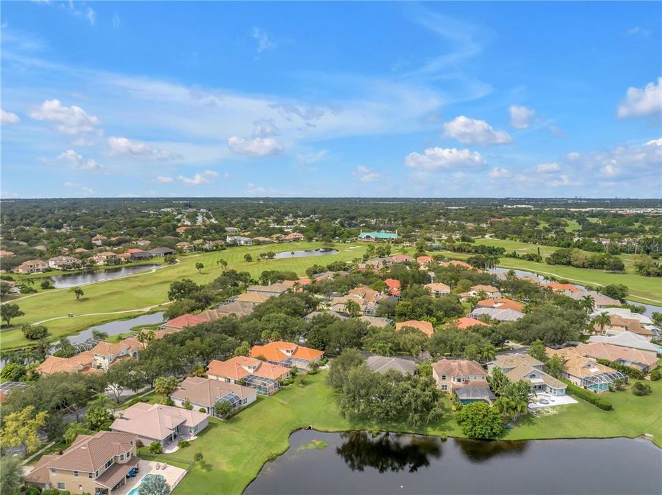 Activo con contrato: $750,000 (4 camas, 3 baños, 2822 Pies cuadrados)