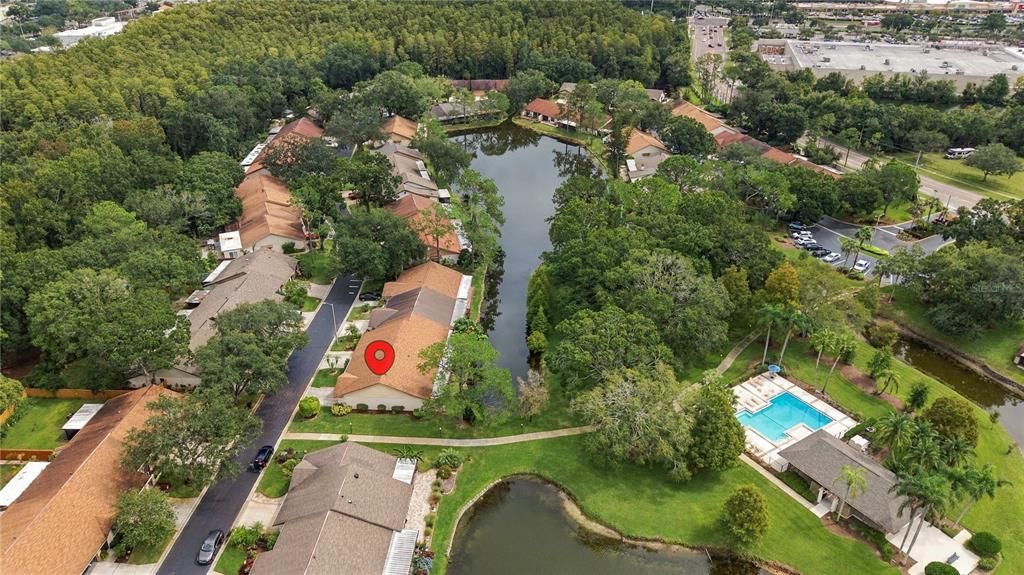 На продажу: $359,900 (2 спален, 2 ванн, 1252 Квадратных фут)