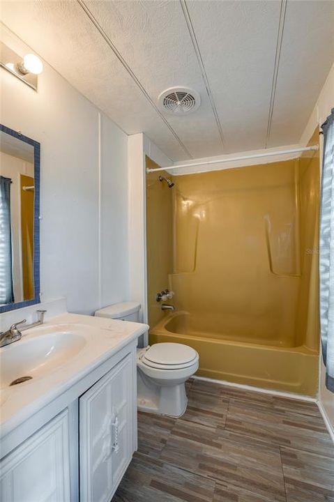 En Venta: $145,000 (2 camas, 2 baños, 984 Pies cuadrados)