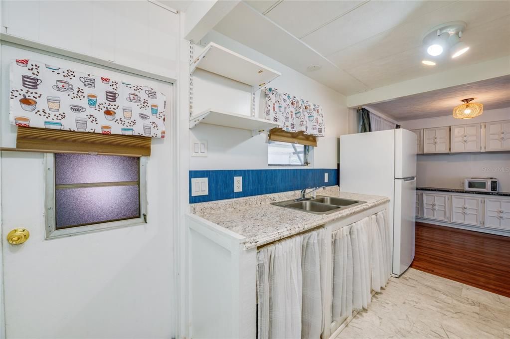 En Venta: $145,000 (2 camas, 2 baños, 984 Pies cuadrados)